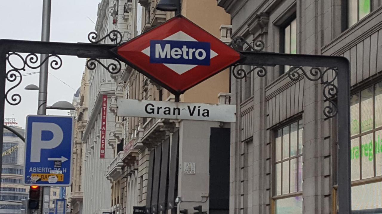 Hostal Miralva Madrid Ngoại thất bức ảnh