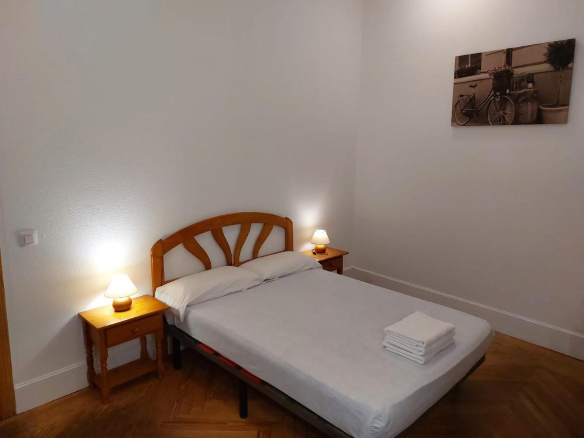 Hostal Miralva Madrid Ngoại thất bức ảnh